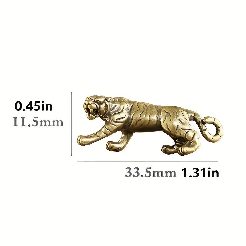 Латунная фигурка тигра Коллекционная Идеальный декор Для помещений и улицы Универсальное размещение Винтажный брелок-подвеска Статуэтка тигра по знаку зодиака