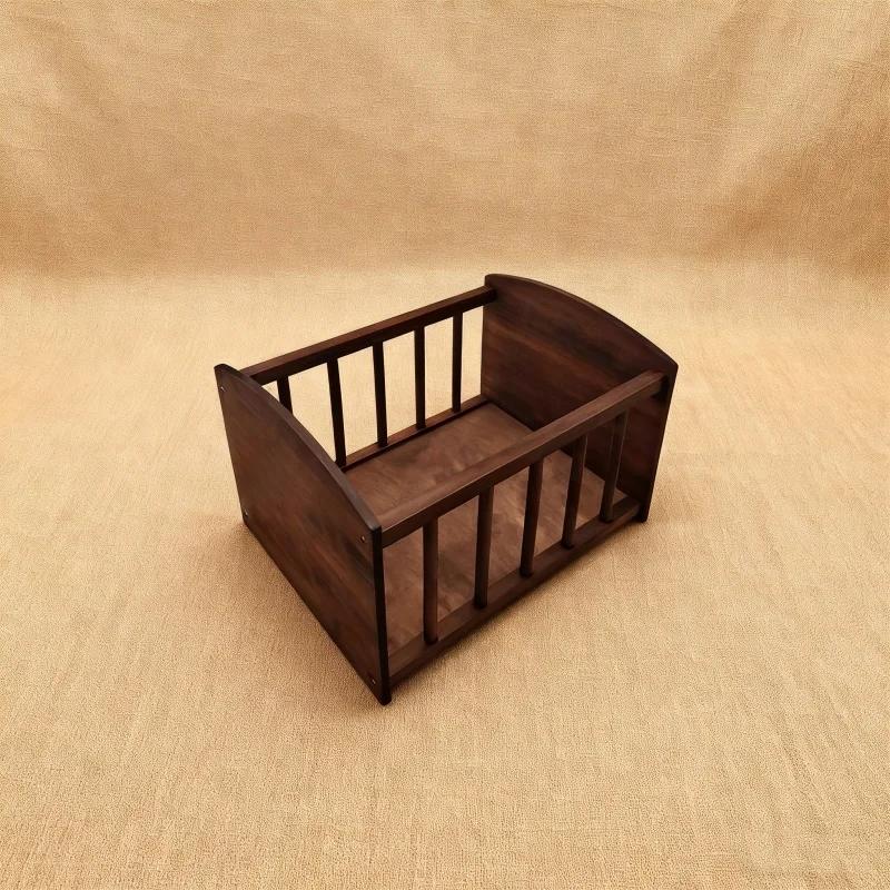 Neugeborenen Holz Fotografie Requisite Braun Kleines Bett im Retro-Stil Ideal für Baby Hundert-Tage-Shooting & Gedenkfoto-Requisiten
