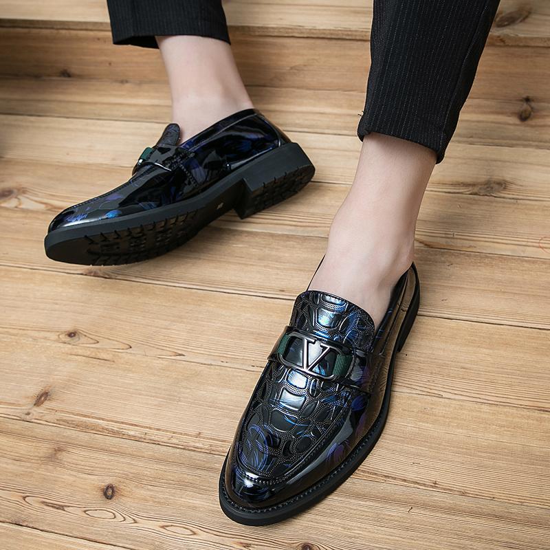 2024 Elegantes Dress Loafers with Fringe Comfy Slip on Shoes Leisure Walk Male Driving Shoes New Arrival Men's Leather Footwear