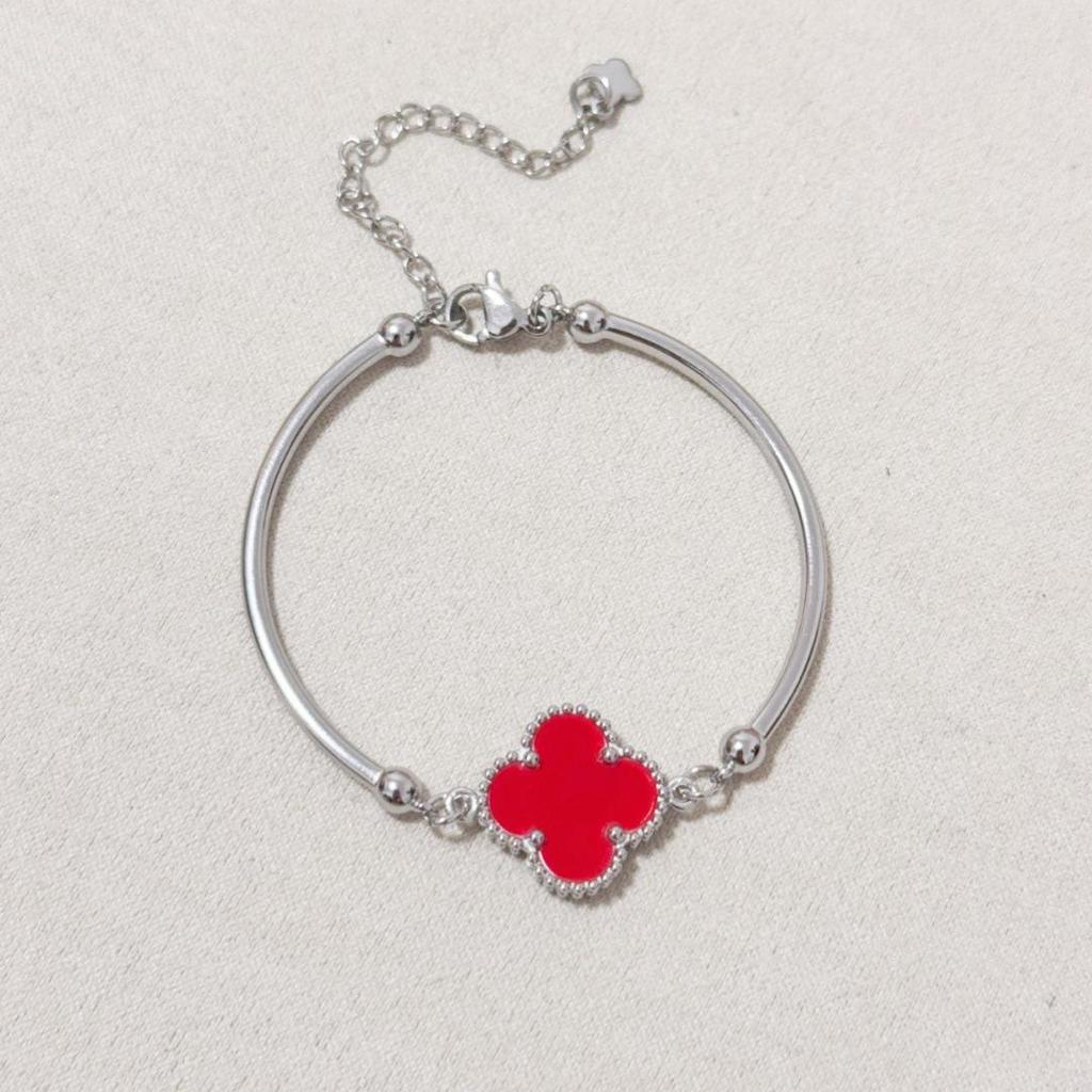 15mm Titanstahl Nicht Verblassendes Glücksklee Damen Armreif Armband Schmuck.