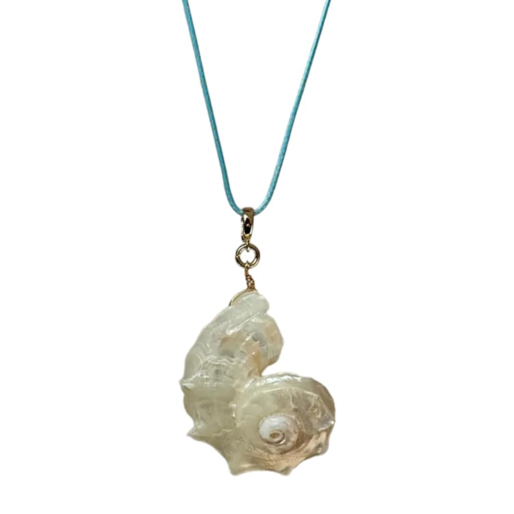 Conch Pendant Collarbone Necklace Crafted Of Shell and Cord Portable Jewelry for Women Beach Styles Accessory