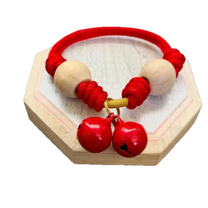 Dog flea and tick collar with camphor wood beads and bell, adjustable for small and medium-sized dogs and cats, handmade