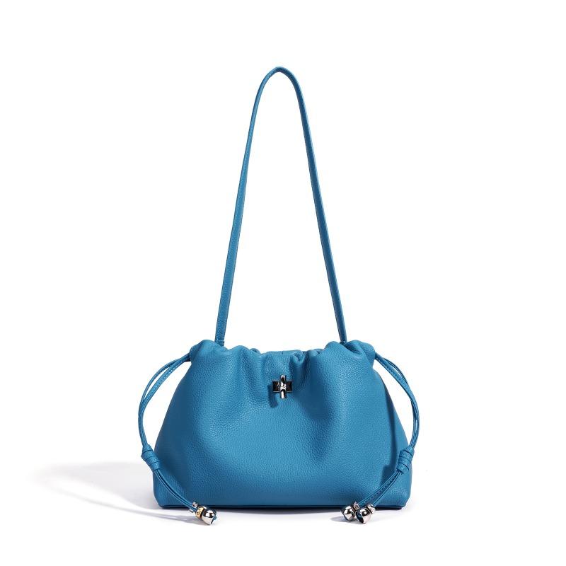 First layer cowhide pleated cloud bag niche design fashion shoulder bag genuine leather Korean version drawstring commuter messenger bag women