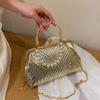 Luxury Designer Women White Shoulder Bags Gold Silver Crossbody Bags Pearl Evening Clutch Chain Shell Clip Party Handbags