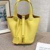 Large Capacity First-Layer Cowhide Vegetable Basket Bag, High-End Light Luxury Versatile Handbag