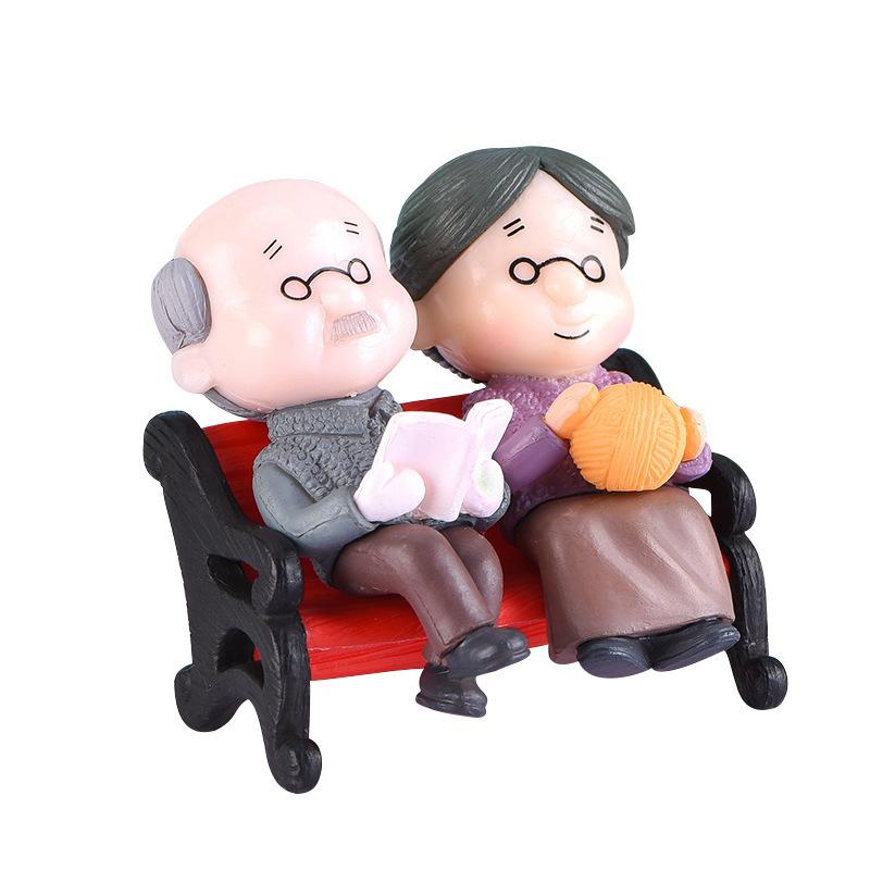Mini Couple Figures Grandma Grandpa Sweety Lovers Old Ornament for Fairy Garden Figurines Miniature Home Decoration