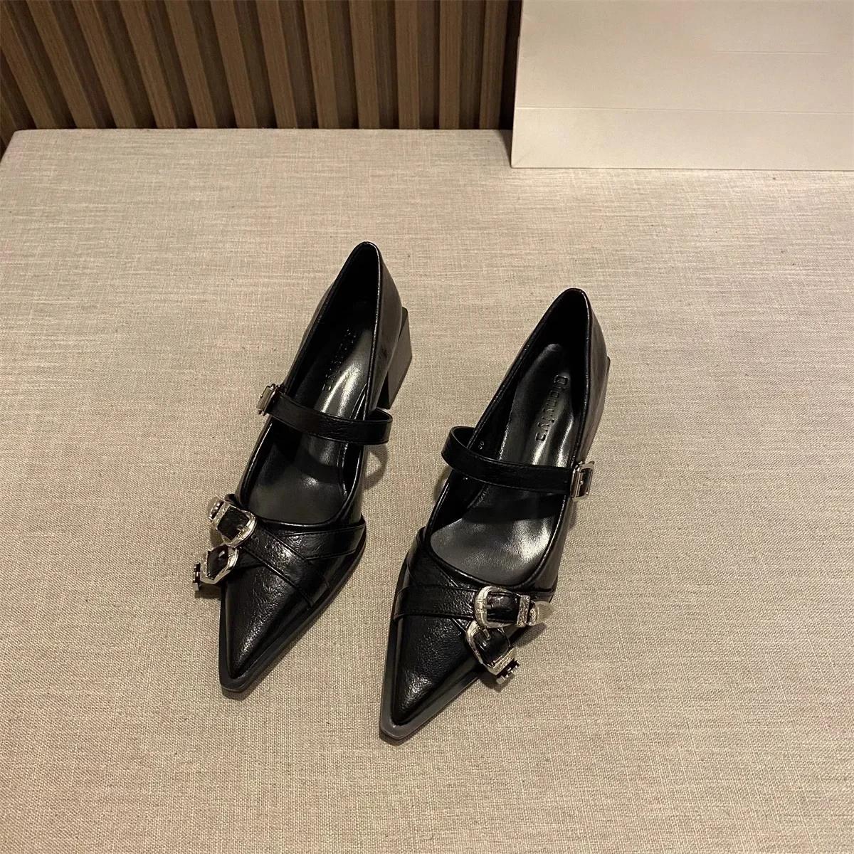 

Spring Women s High Heels Sexy French Style Pointed Shoes Metal Decoration Paired Skirts Elegant Banquet Fashion Mary Jane 2025 35 чёрный