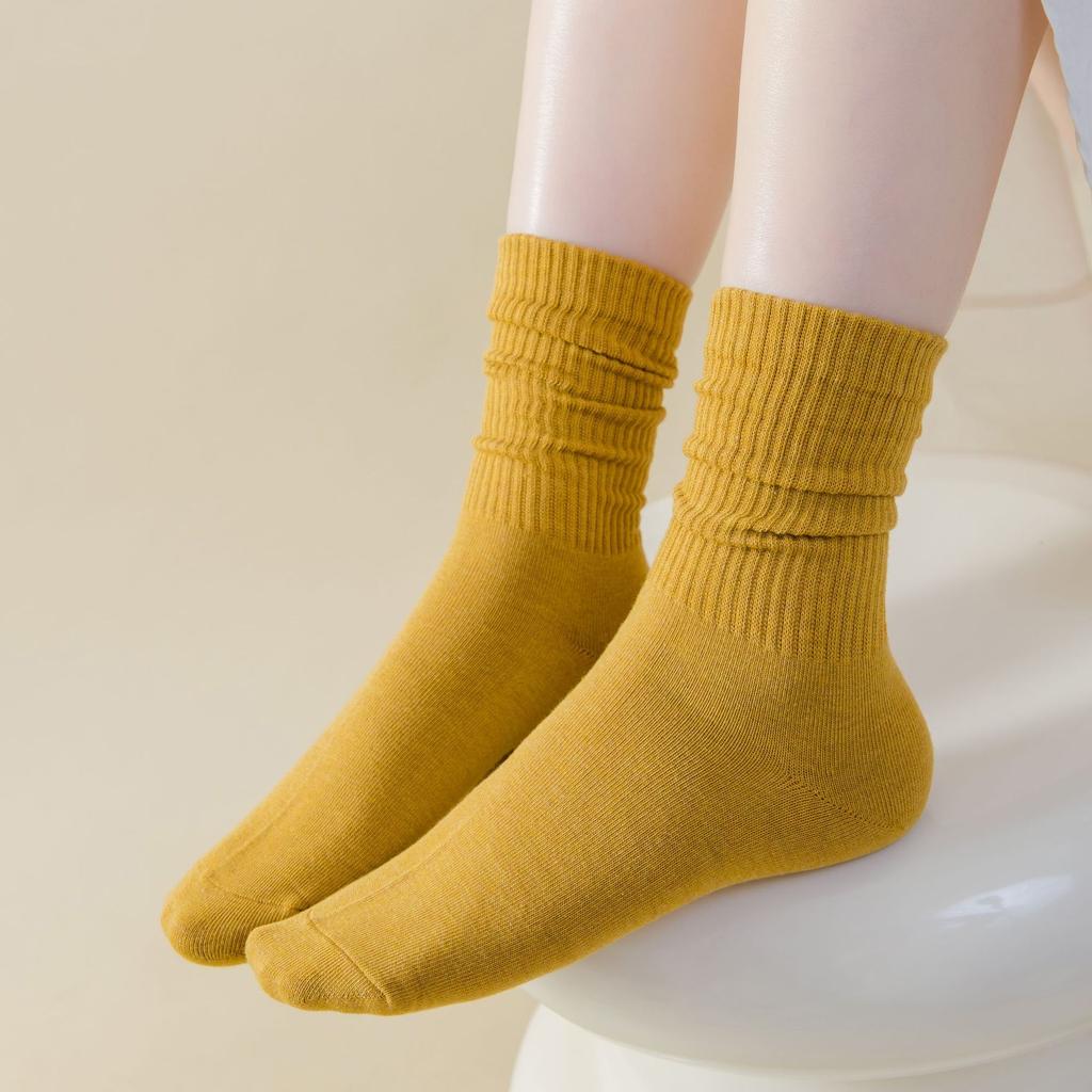 Female Autumn and Winter New Retro All-match Pure Color Cotton Tube Stack Socks