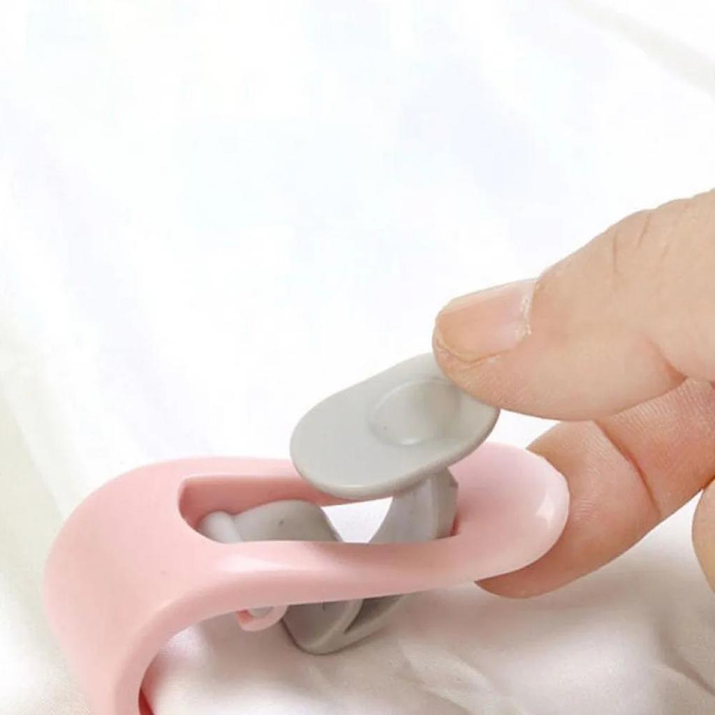 Household Thumb Buckle Quilt Fixer Clip
