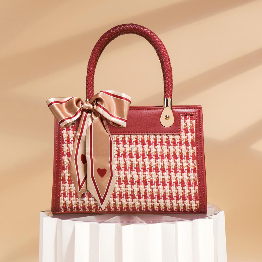 Red handbag for women, 2024 new model, high-end houndstooth pattern handbag, niche French-style bridal bag for women