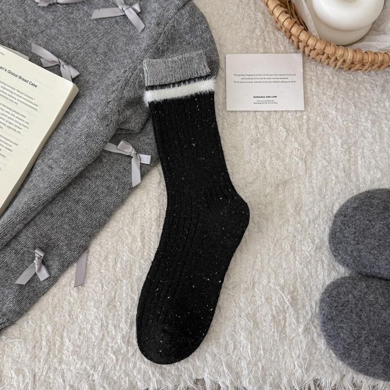 Grey Wool Socks, Autumn and Winter Socks, Women's Mid-calf Socks, Thick Thread Boneless Socks, Warm Thickened Striped Pile Long Socks