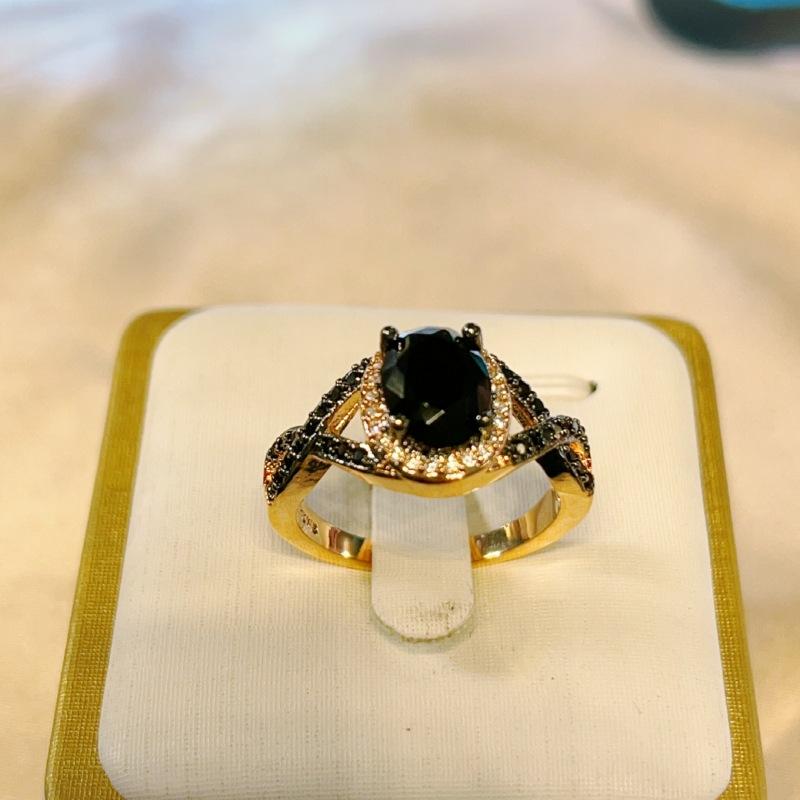 

Ювелирные изделия на руку с настоящим циркониевым бриллиантом и позолоченным черным бриллиантовым кольцом No. 8