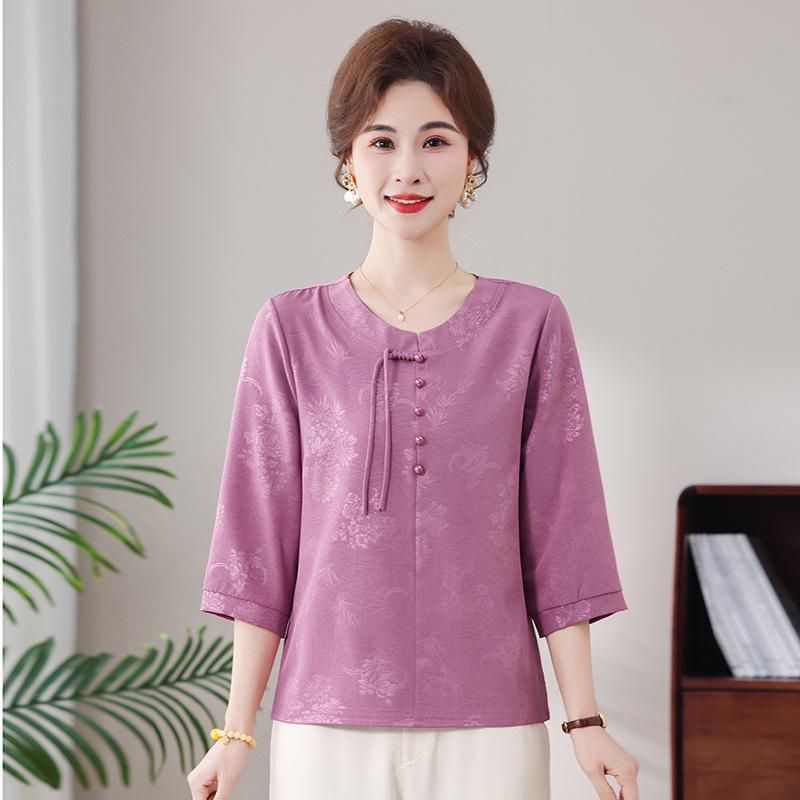 

Elegant Seven-Sleeve Summer T-Shirt: New Chinese Style Maternity Wear for Modern Mid-Aged Women 2XL (57.5-62.5 kg)