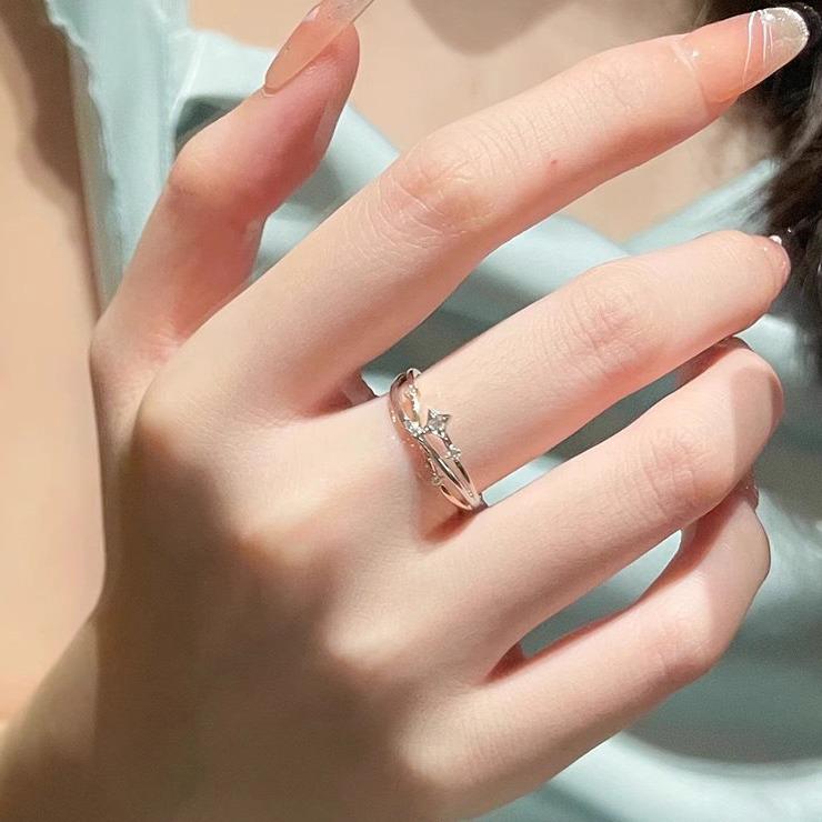 Women's Light Luxury Adjustable Star Ring - Japan & Korea Style, Trendy Autumn/Winter Four-Pointed Star Design