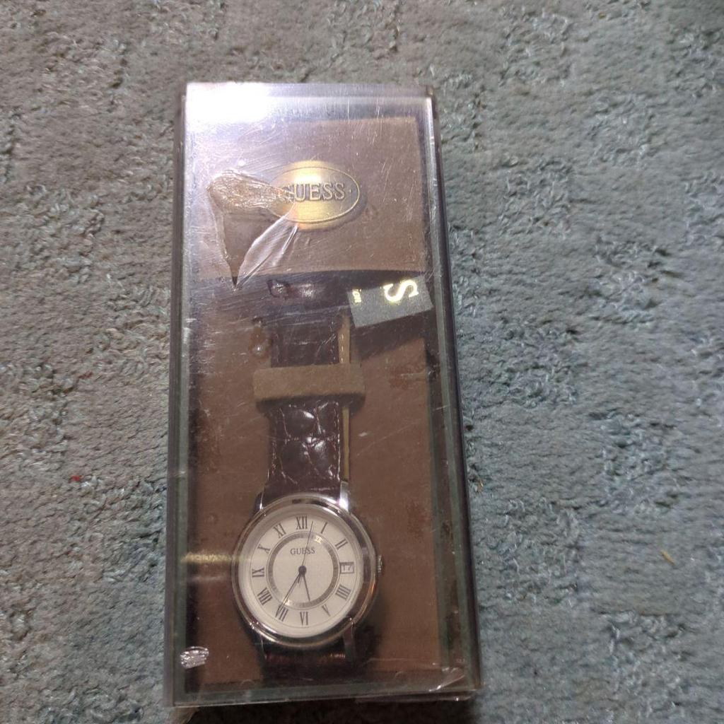 Used [New, with Box] GUESS Watch Vintage Retro Brown Leather