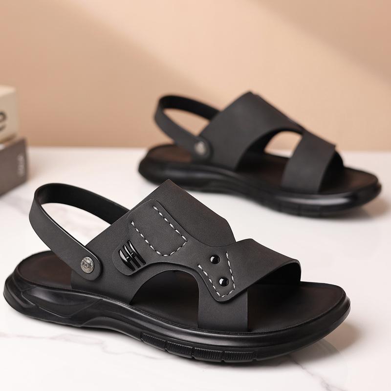 2025 summer new men's sandals fashionable wear-resistant comfortable middle-aged and elderly dad cool slippers outside wearing beach shoes