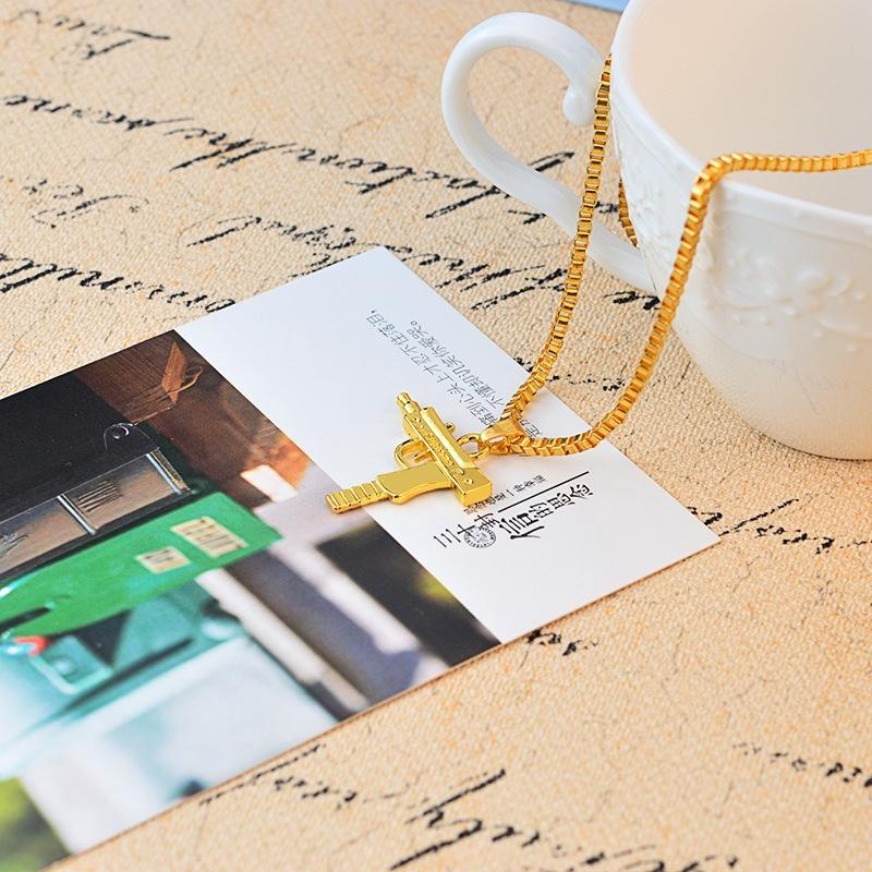 Colier cu Pandantiv Mitralieră Aurie Unisex Bărbați Lanț Lung Bijuterii de Modă Coliere En-gros Lanțuri pentru Bărbați