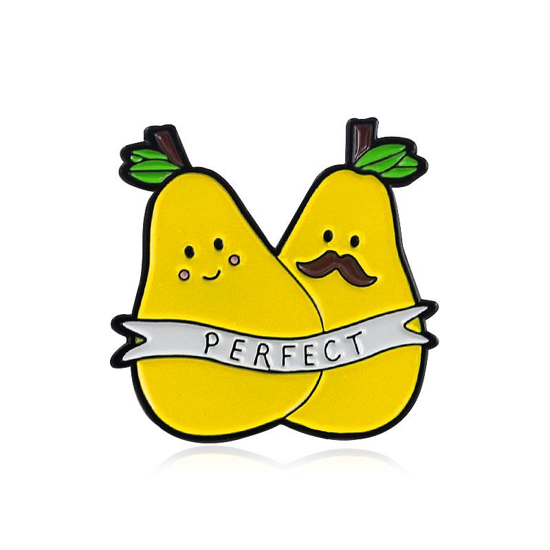 Cute Cartoon Couple Pear Hug Brooch - Trendy Love Badge