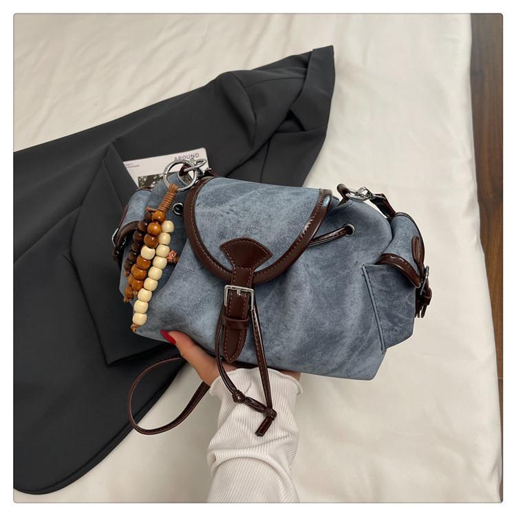 

2025 new women s bag chain bag classic versatile shoulder messenger bag niche light luxury underarm bag Korean version fashion bag