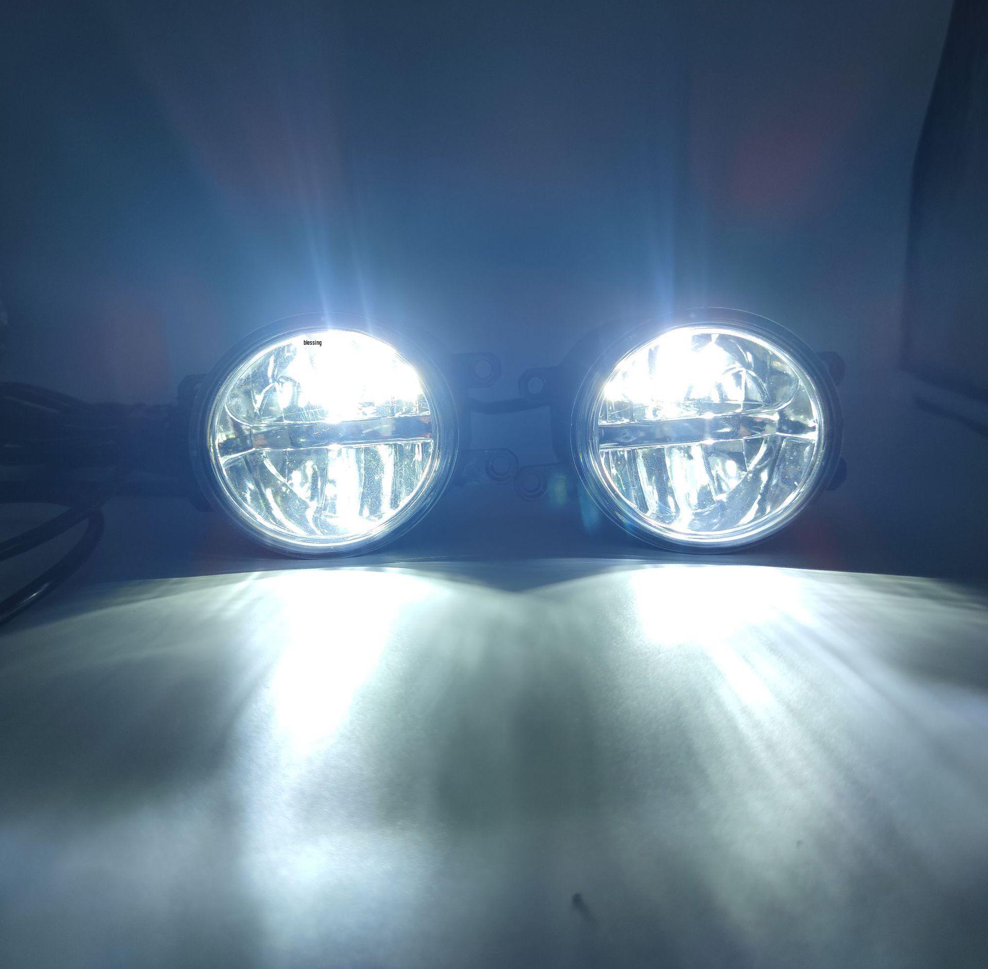 

Разноцветные огни YCL с переключателем для Toyota RAV4/Fortuner 21