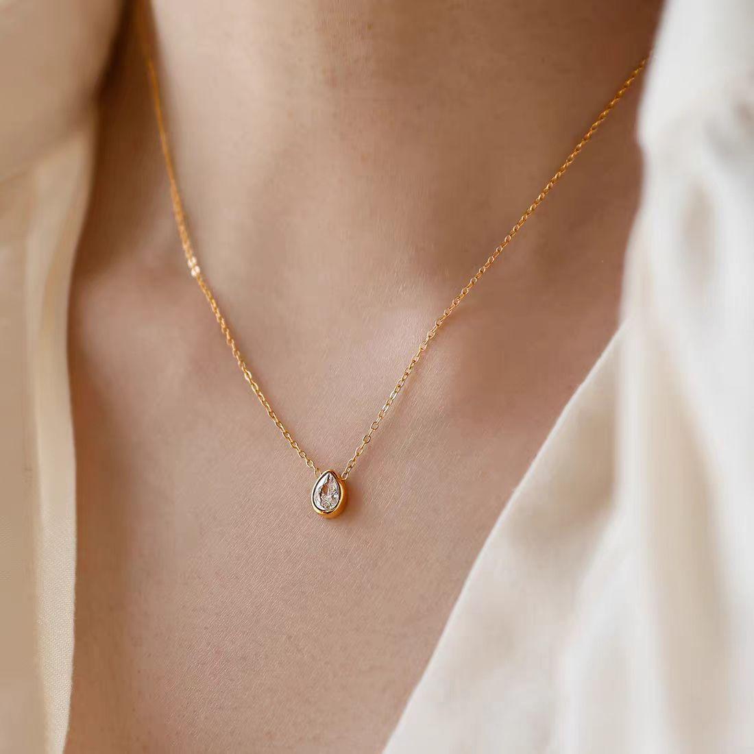 

Titanium Steel Pear Shaped Zircon Single Diamond Necklace Minimalist Geometric Pendant Collarbone Chain Women s Jewelry