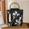 Used Bamboo Handle, Floral Pattern Embroidery, Ladies' Handbag, Japanese Style, Japanese Style Bag, Elegant Tote Bag, Yukata, Kimono, Fashionable
