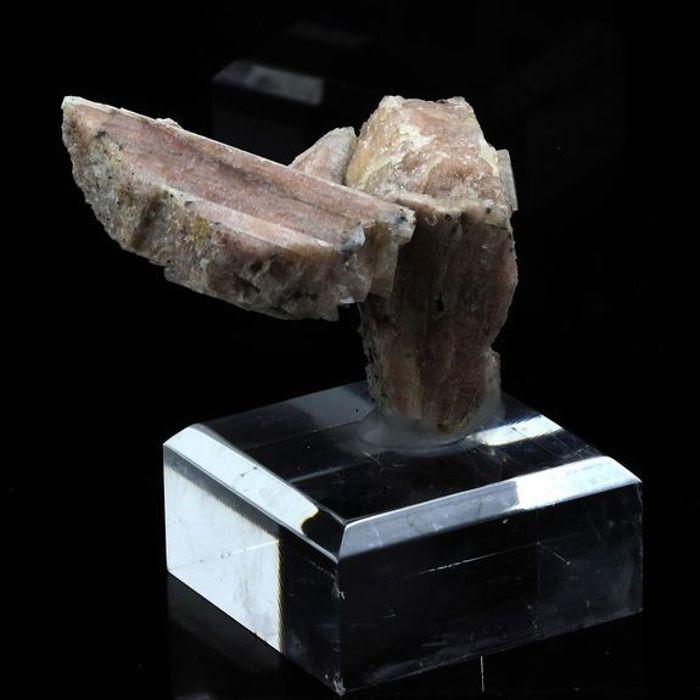 Pierres et Minéraux. Orthose. 370.0 ct. Minas Gerais, Brésil.