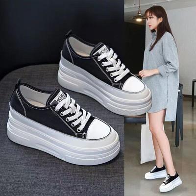 Scarpe basse in tela da donna primavera 2025 nuove versatili traspiranti suola spessa muffin rialzanti scarpe da donna casual scarpe da skate
