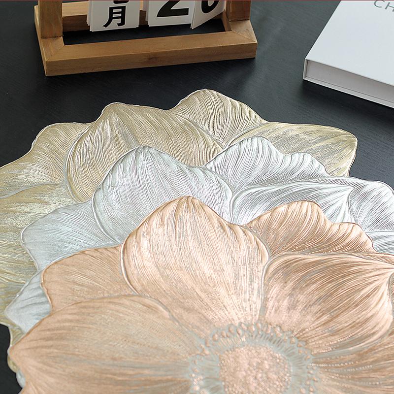 1 Pcs Lotus-Shaped Heat-Resistant And Washable Flower Placemat Decorative Heat Table Pad Coasters
