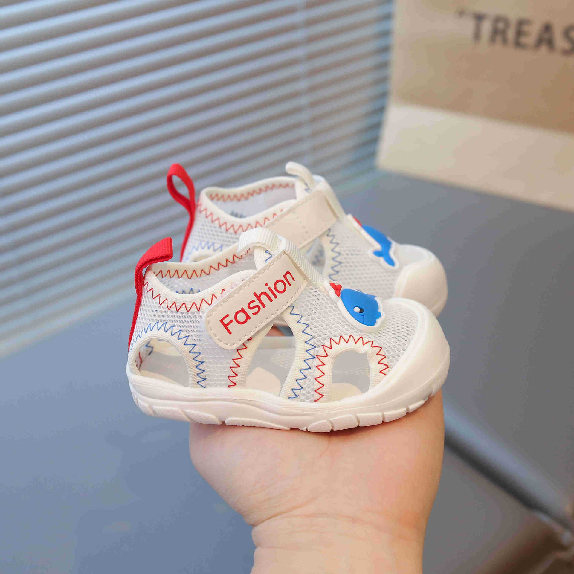 

Baby sandals soft sole non-slip male treasure - year old female bag head baby shoes breathable infant toddler sandals Size 15-19 5 pairs starting синій
