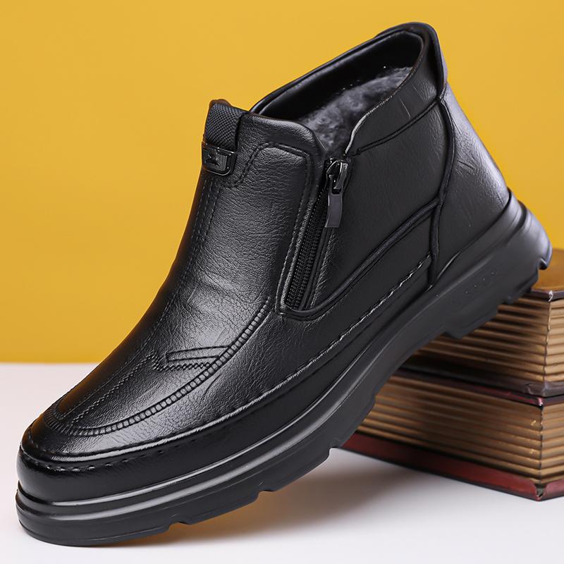 New Handmade Leather Mens Ankle Boots Outdoor Design Sneakers Man Casual High Top Shoes Non-Slip Motorcycle Boots Travel Botas