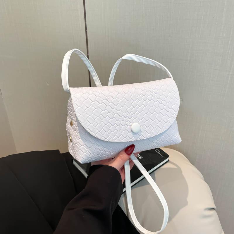 

Commuter simple design sense niche small square bag women s fashion leisure high-end texture shoulder messenger bag белый