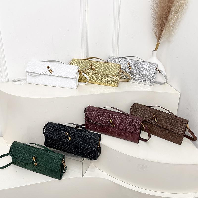 New Woven Bag Single Shoulder Baguette Bag Niche High-end Horizontal Hand-held Dinner Bag Crossbody Versatile Temperament Bag