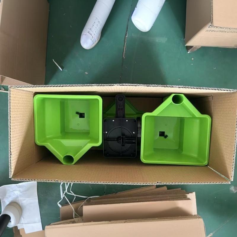 Portable Labor Saving 3L Manual Hand Spreader Lightweight for Lawn Garden Fertilizer Salt Daily Use
