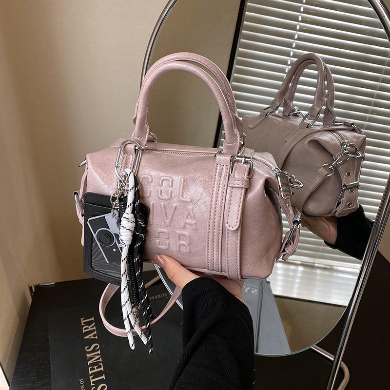 Simple Casual Handbag Bag Women's New Versatile Shoulder Messenger Bag Fashionable Commuter Pillow Bag