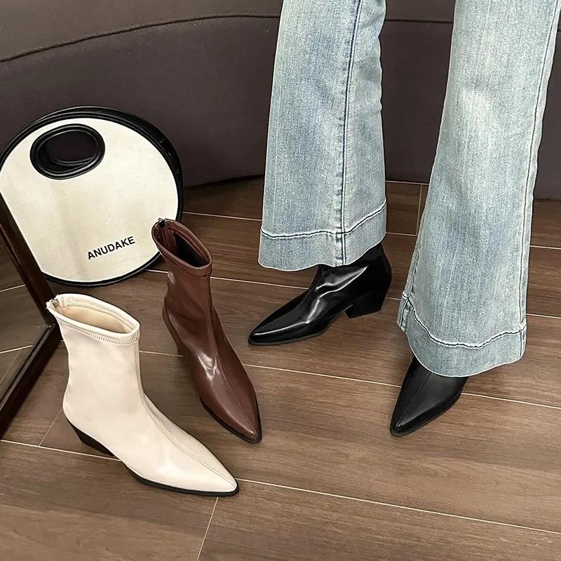 Large Size Women's Boots Korean Style Pointed Toe Fashion Boots Autumn Winter New Arrival Mid Heel Zipper Back Pull Short Tube