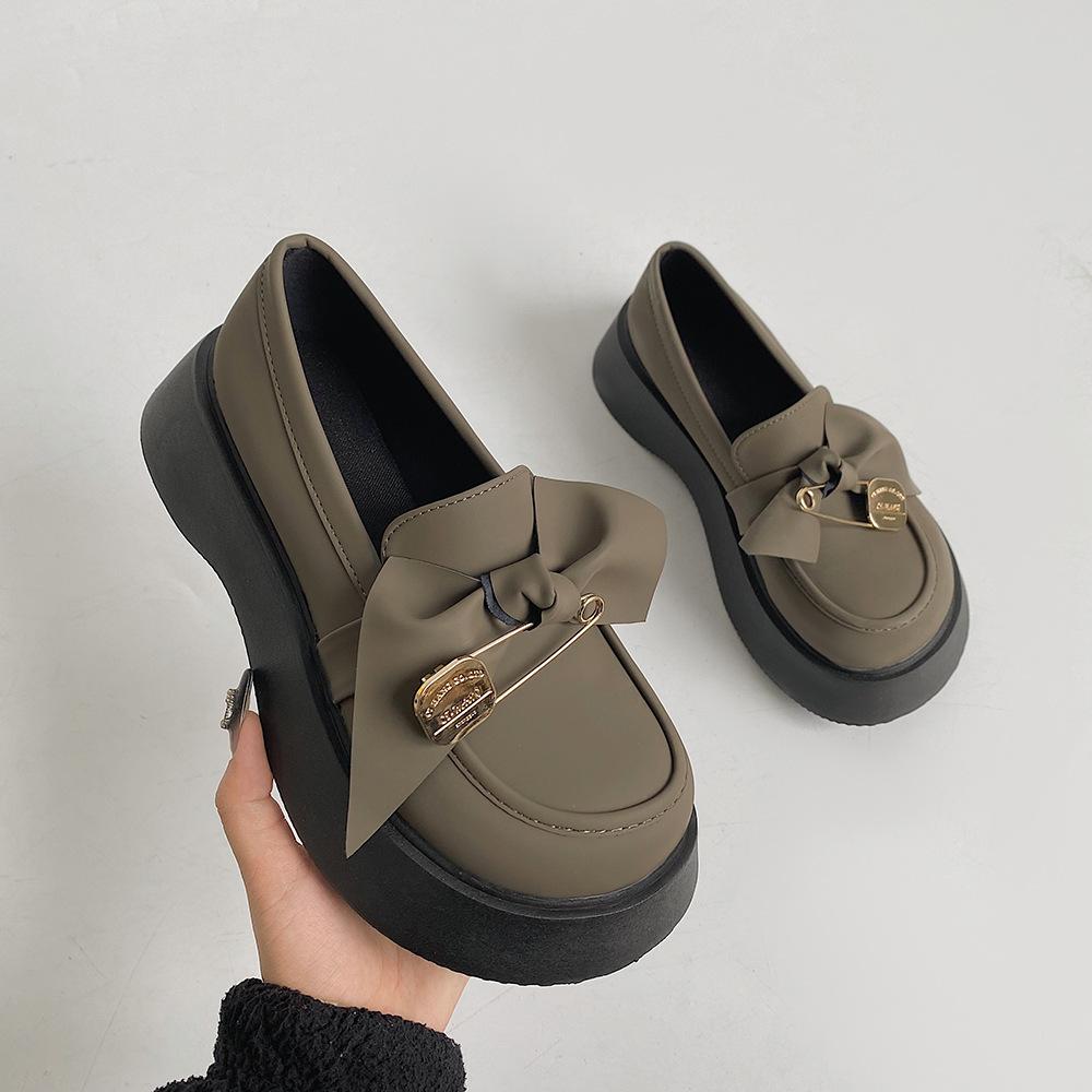 

Черные туфли из натуральной кожи в британском стиле в стиле ретро, женские, весна-лето 2025, новые простые базовые туфли с круглым носком, модные одинарные туфли 39