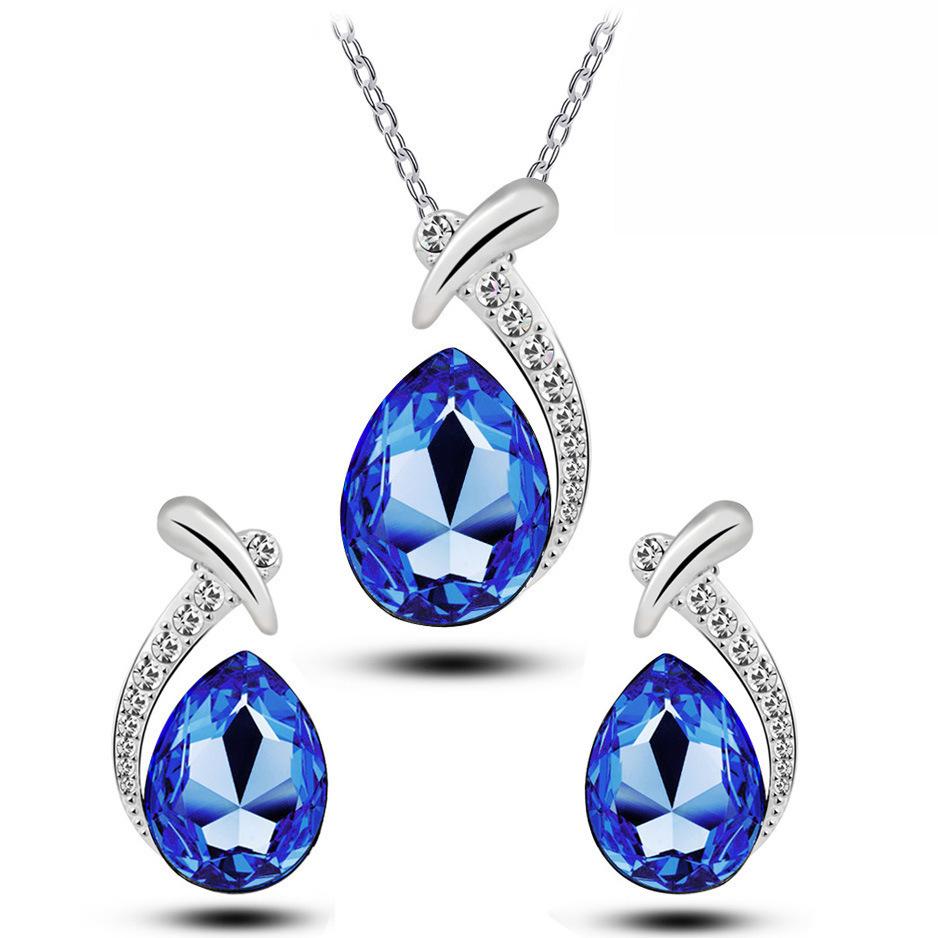 Women‘s Rhinestone Collarbone Chain, Elegant Crystal Mermaid-Themed Jewelry Set with Earrings