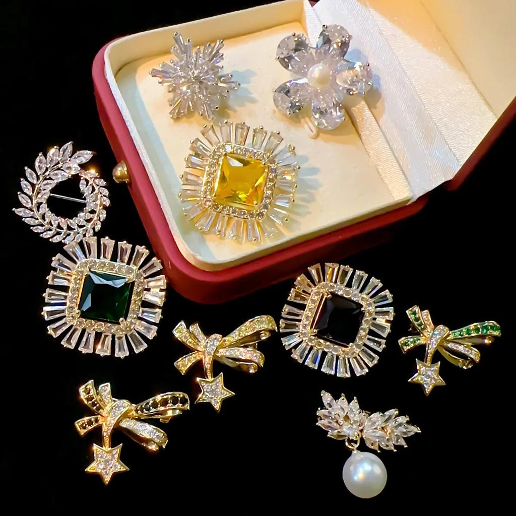 Korea Simple Geometry Square Zircon Small Flower Brooches Elegant Temperament  Bow Snowflake Dress Accessories Pins Girls Gifts