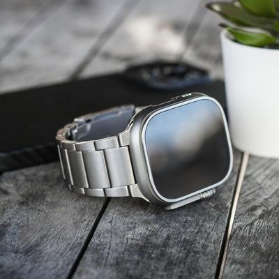 Titanium Strap for Apple Watch Band Ultra 2 49mm Series 9 8 7 6 5 4 Se 3 2 45/44/42mm 41/40/38mm Luxury Business Style Bracelet