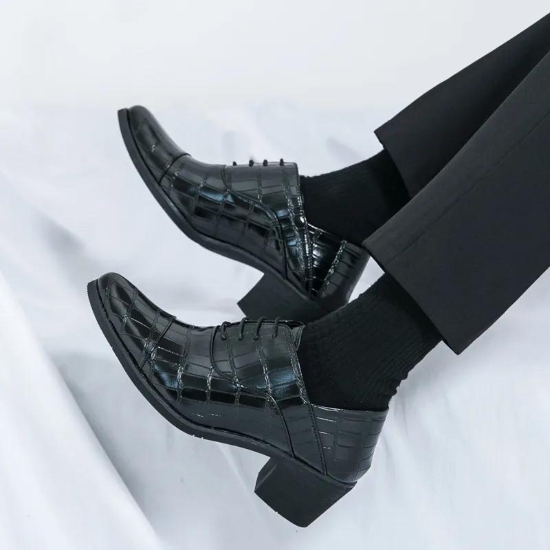 New Fashion Black Elegant Man Formal Shoes Big Size 46 High-heel Men Pointed Toe Shoes Luxury Dress Shoes Men Chaussure Hommes
