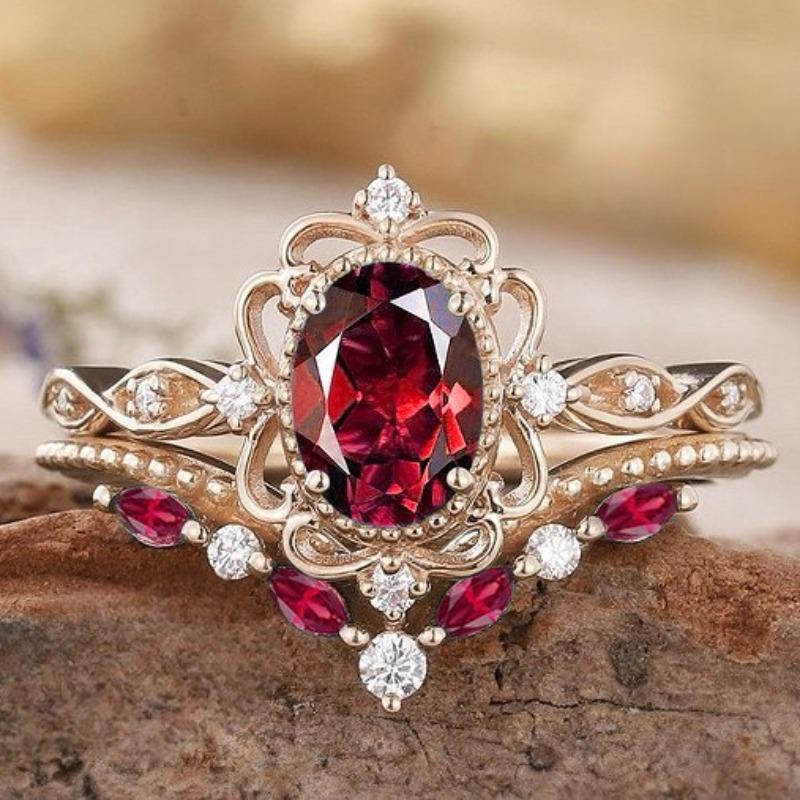 Attractive Gold Color Inlaid with White Red Stone Round Rings Set Gorgeous Party Engagement Wedding Rings for Women Jewelry