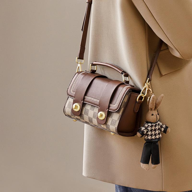 Mrs. Qiao's Trendy Bags for Women 2025 New Autumn Winter Crossbody Bag High-End Vintage Women's Shoulder Bag