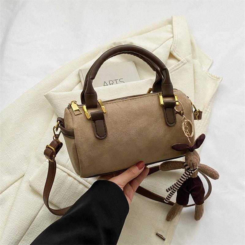 Trendy Women's Square Bag 2024 New Handbag Simple Retro Shoulder Bag Street Fashion Casual Shoulder Bag