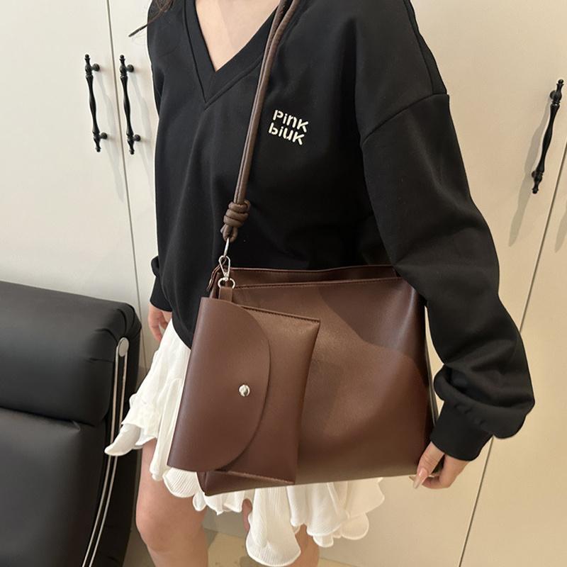 Large Capacity Shoulder Bags for Women Winter Designer Trend Bucket Composite Bag PU Leather Female Commute Handbags CLE