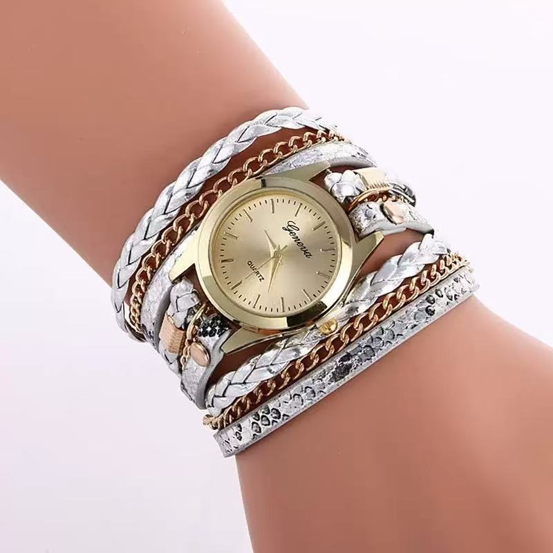 Mens Quartz Watch With Roman Numerals And Stainless Steel Band For Casual Wear серебряный
