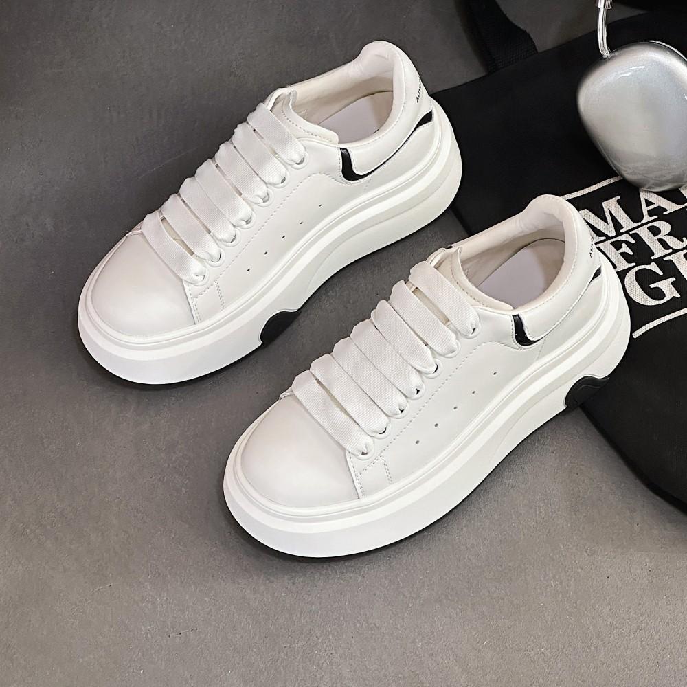 Leather retro little white shoes women's 2025 spring new love McQueen versatile thick-soled heightening casual sports board shoes