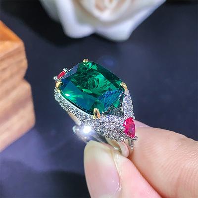 Premium Emerald Spar Ring Live Retro Diamond Set
