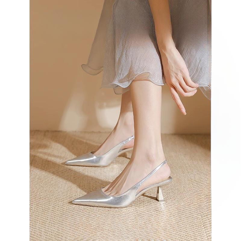 

Весенне-осенний новый стиль, модный, удобный, элегантный и универсальный стиль, серебристый темперамент, высокие каблуки