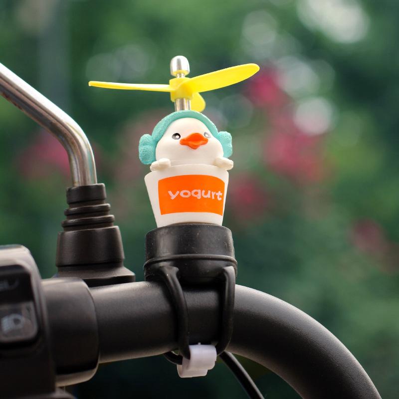 Cute Little Yellow Duck Motorcycle Riding Handlebar Decoration Toy With Propeller Bike Moto Driving Ornaments